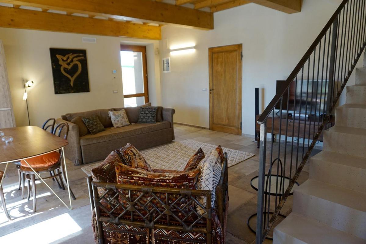 Agriturismo Cheloni Guasticce Экстерьер фото